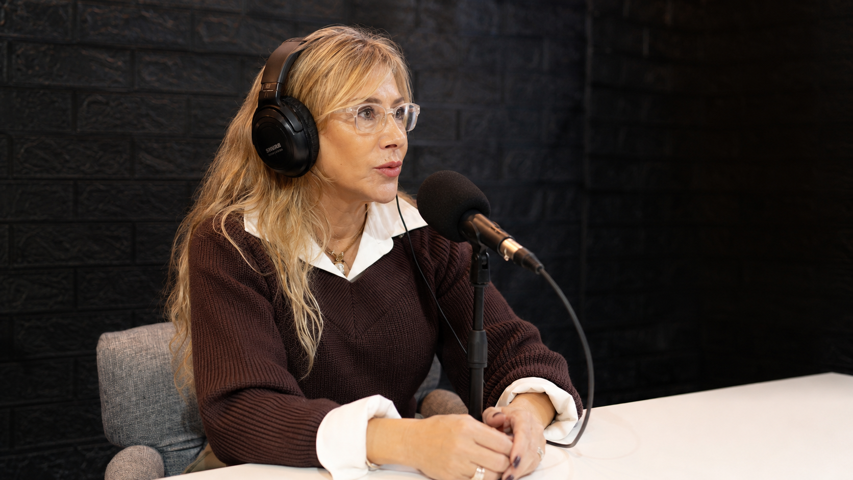 Imagen 1 de Si parpadeás seguido para ver mejor, tenés ojo seco: lo que las pantallas le están haciendo a nuestra vista